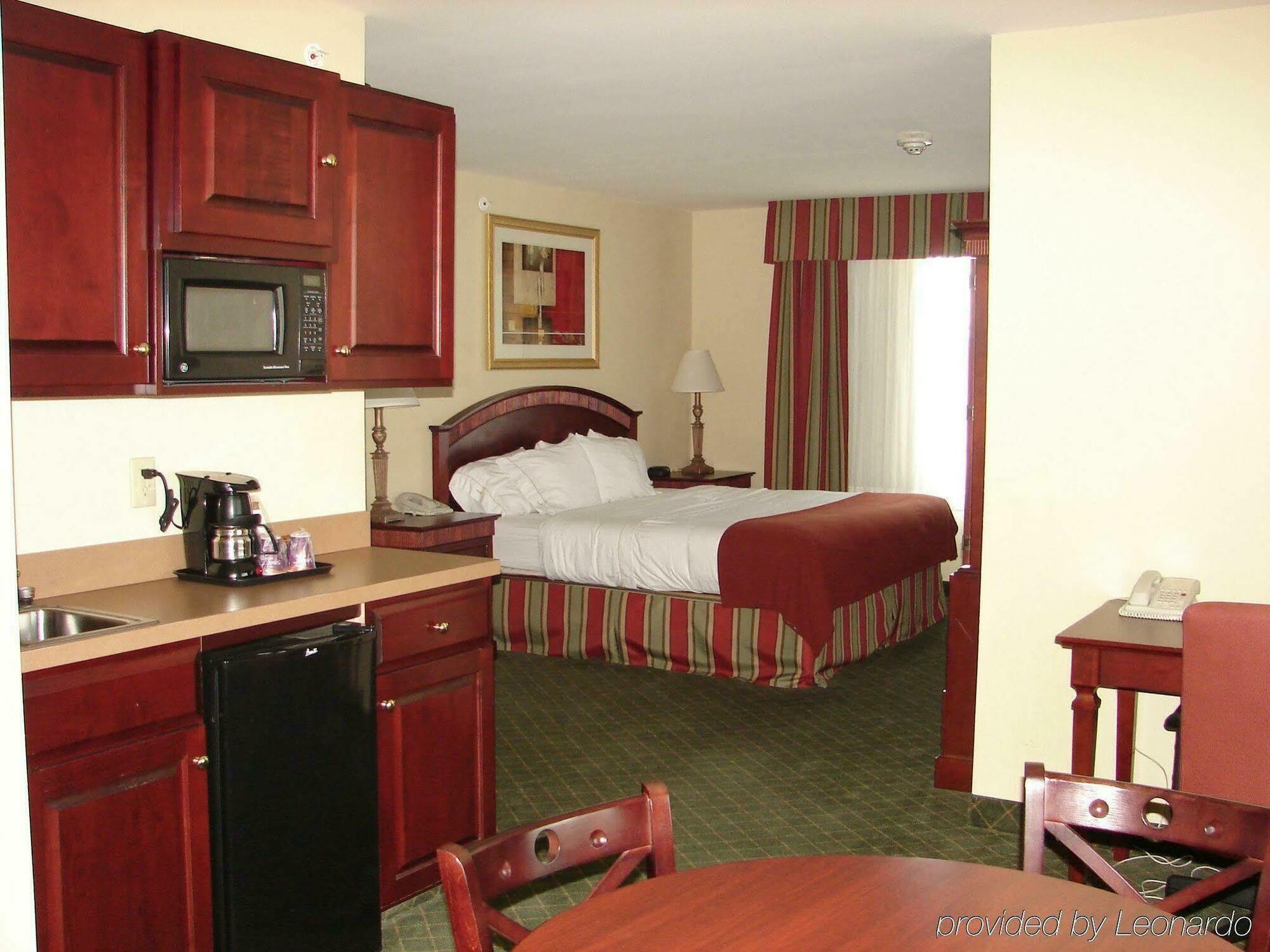Holiday Inn Express Hotel & Suites Lexington-Downtown University, An Ihg Hotel Δωμάτιο φωτογραφία